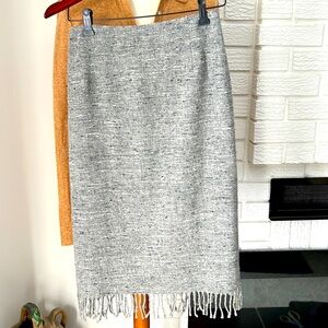 LOUBEN made in Canada silk and wool skirts in size 6 perfect condition lined